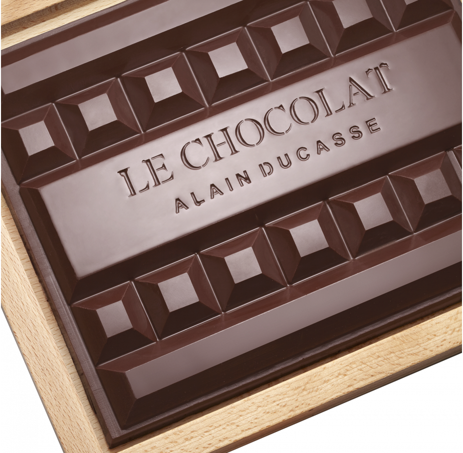 The chocolate block and accessories
