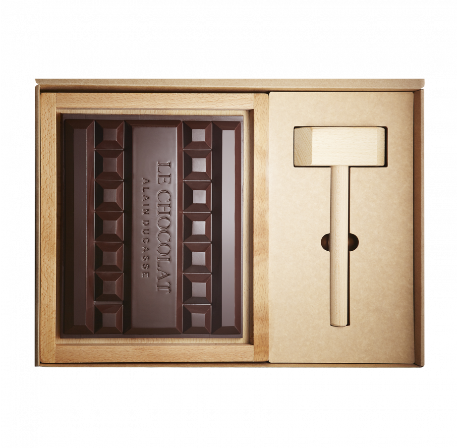 The chocolate block and accessories - Dark